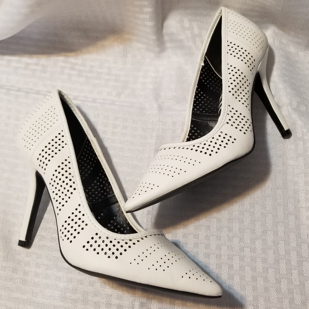 Perforated Patterned Pumps
